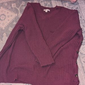 Long sleeve tunic sweater with buttons